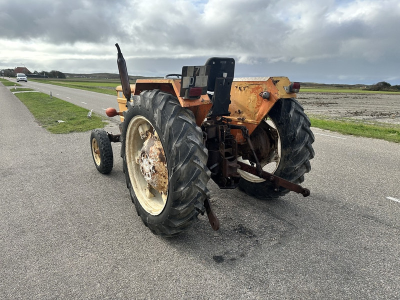 Farm tractor Fiat 640