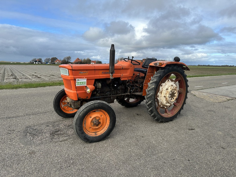 Farm tractor Fiat 640