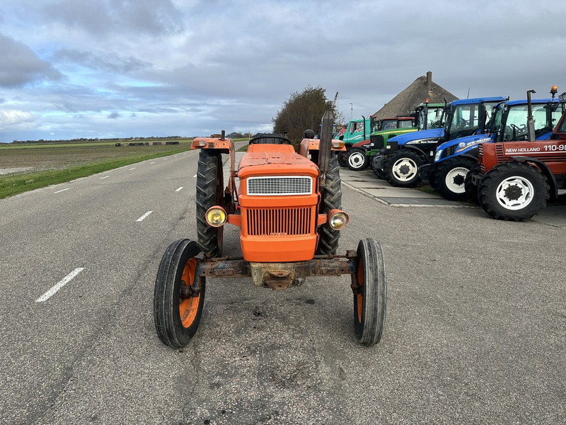 Farm tractor Fiat 640