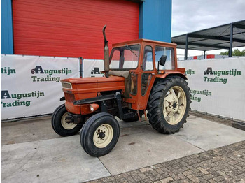 Farm tractor Fiat 640/8