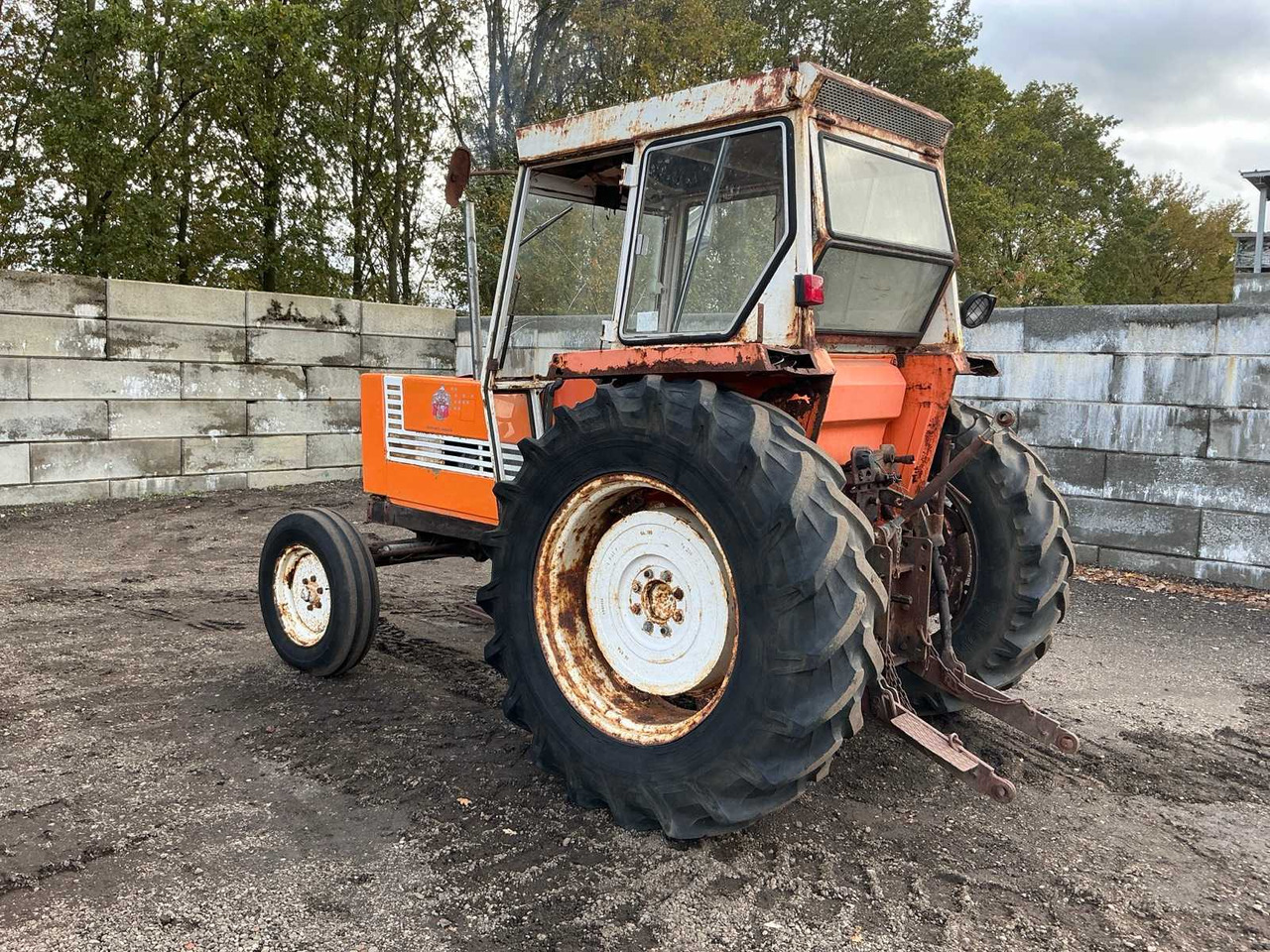 Farm tractor Fiat 780/8