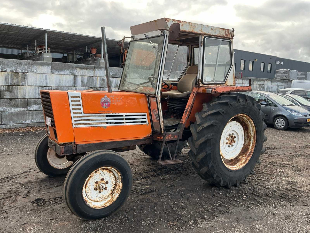 Farm tractor Fiat 780/8