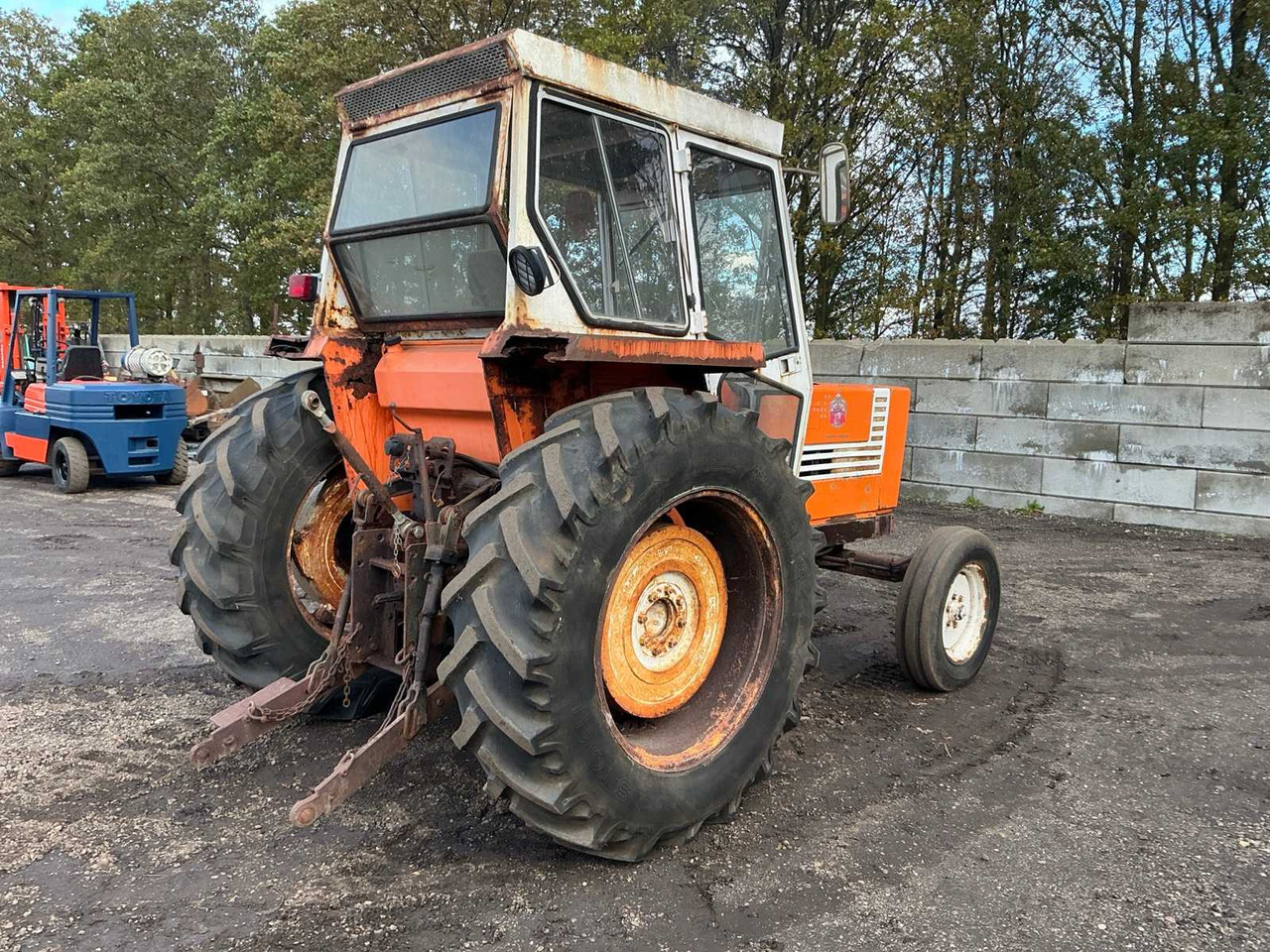 Farm tractor Fiat 780/8