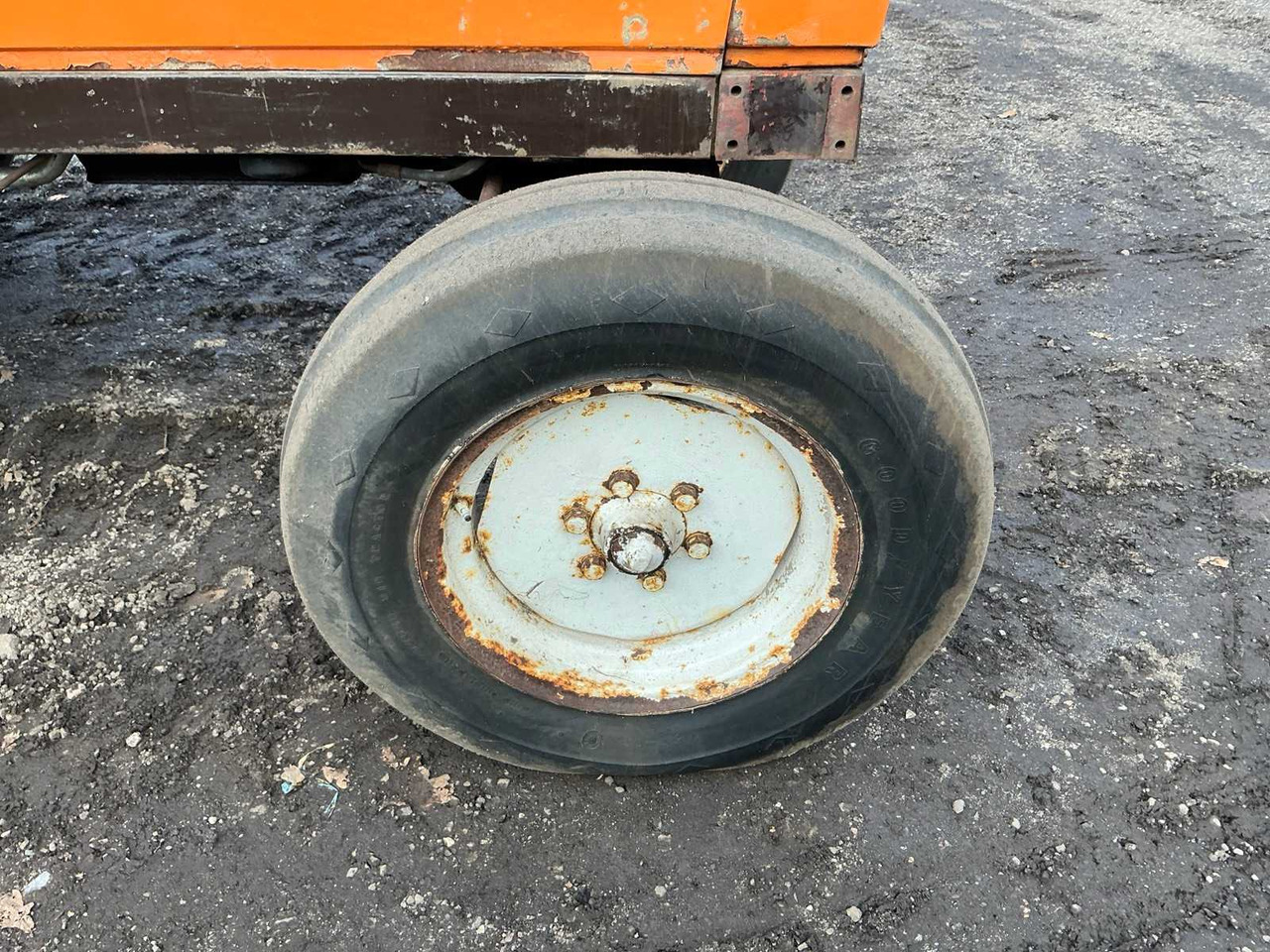 Farm tractor Fiat 780/8