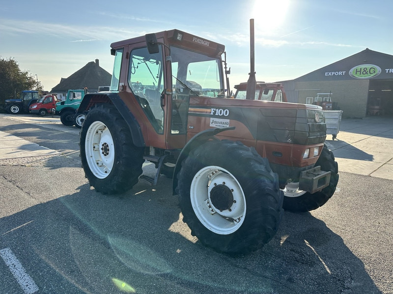 Farm tractor Fiat F100