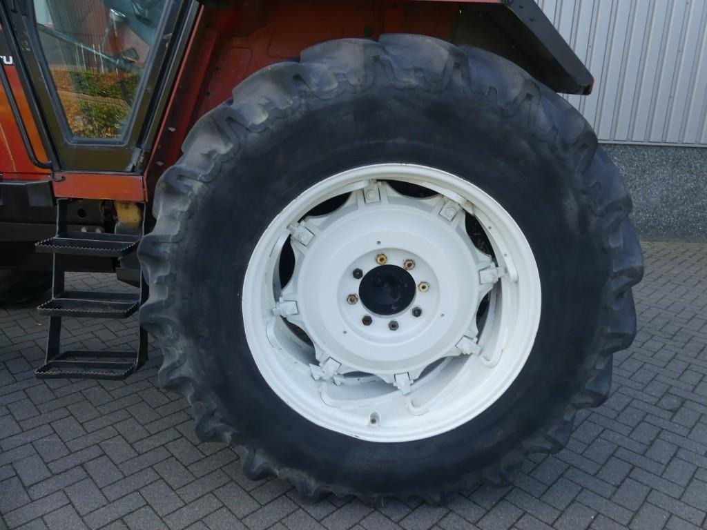 Farm tractor Fiat New Holland 180-90 4WD