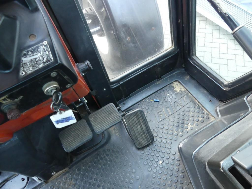 Farm tractor Fiat New Holland 180-90 4WD