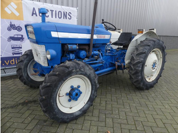 Farm tractor Ford 2000 4WD
