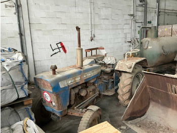 Farm tractor Ford 3000