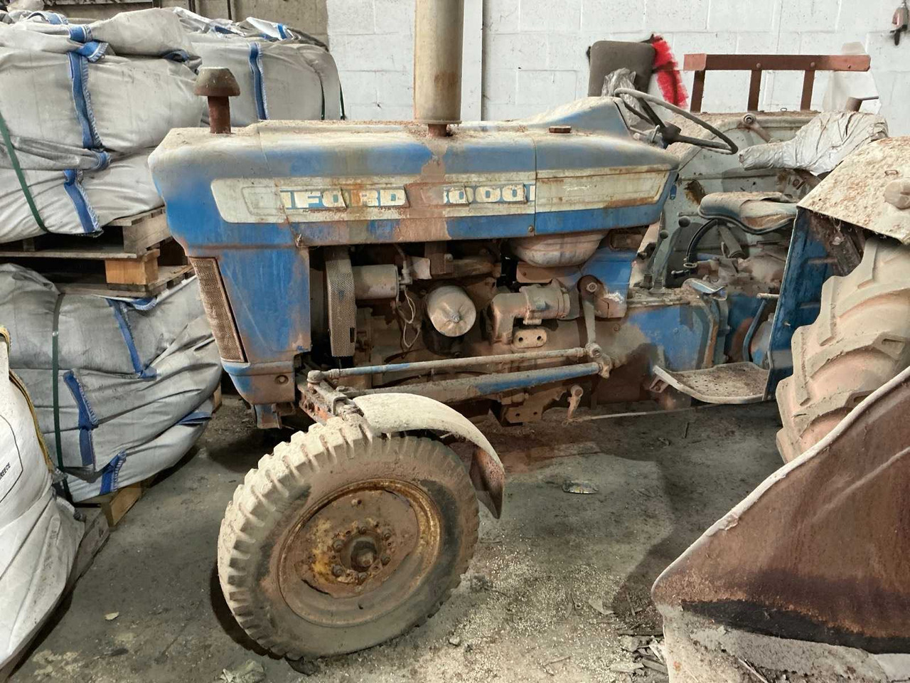 Farm tractor Ford 3000
