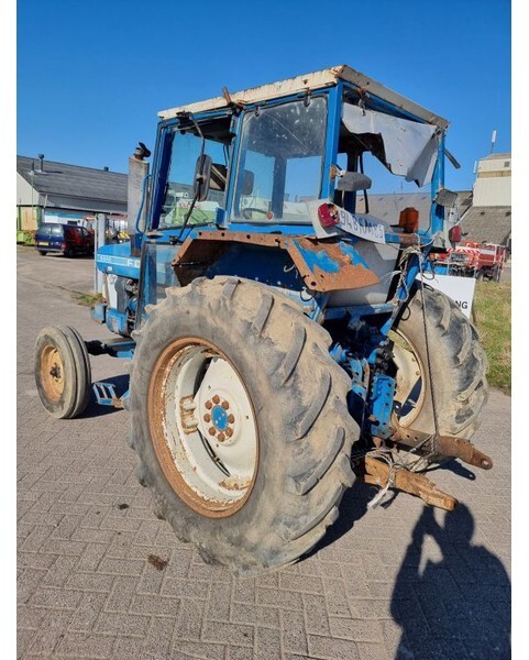 Farm tractor Ford 5610
