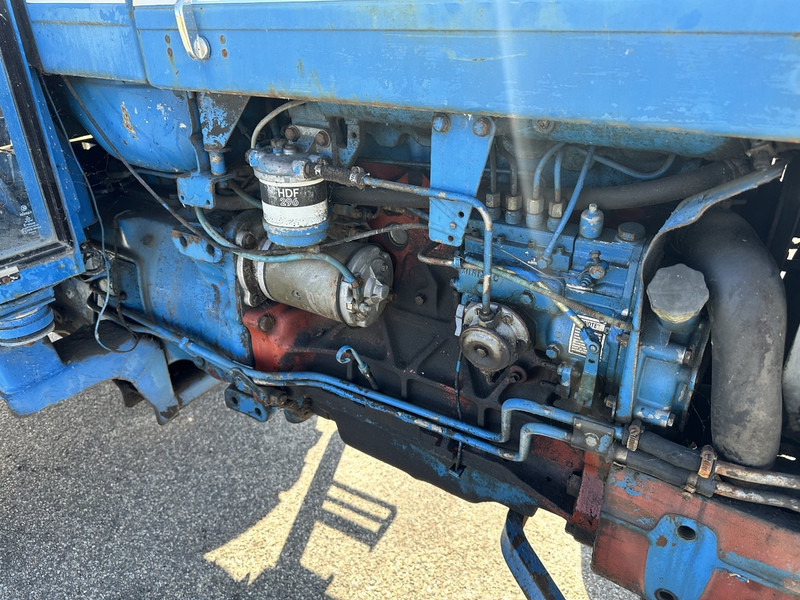 Farm tractor Ford 6610