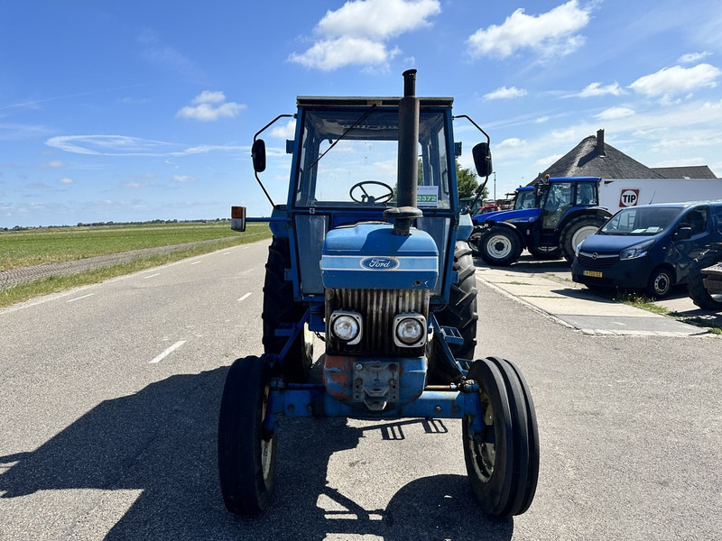 Farm tractor Ford 6610