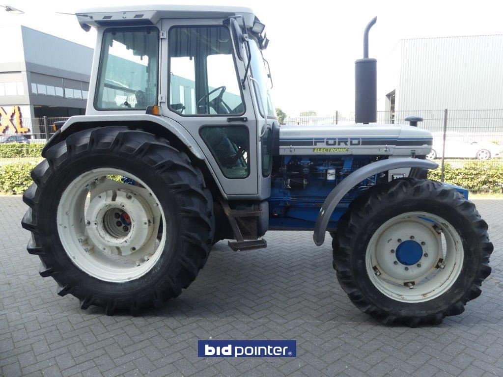 Farm tractor Ford 7810 Silver Jubilee