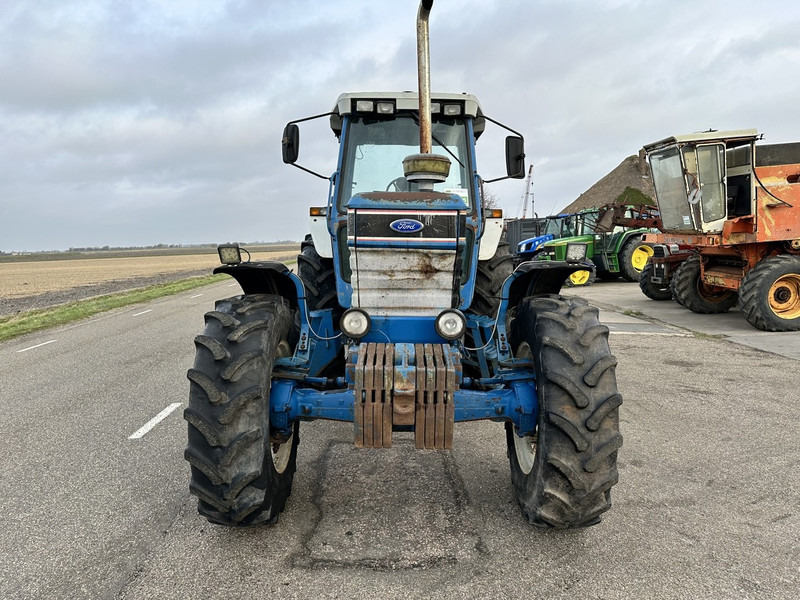 Farm tractor Ford 8210