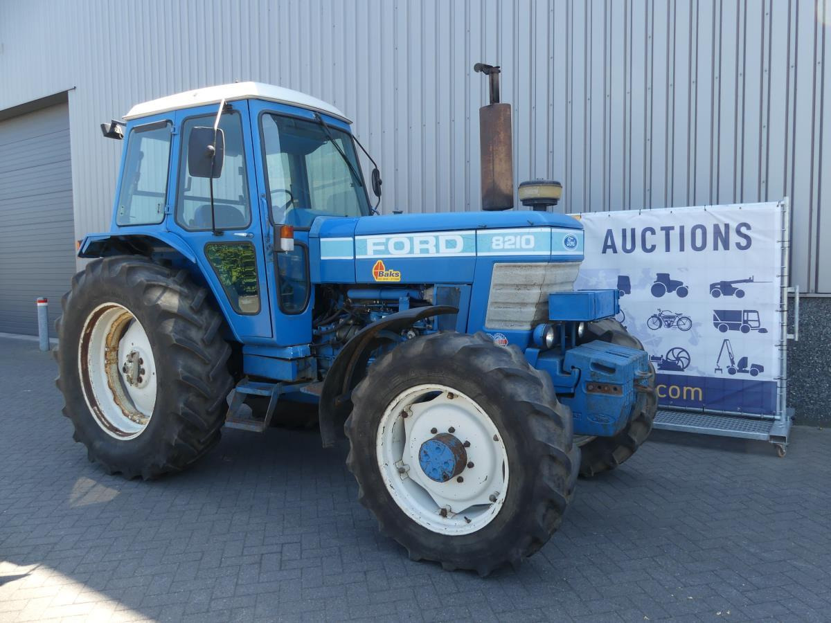 Farm tractor Ford 8210