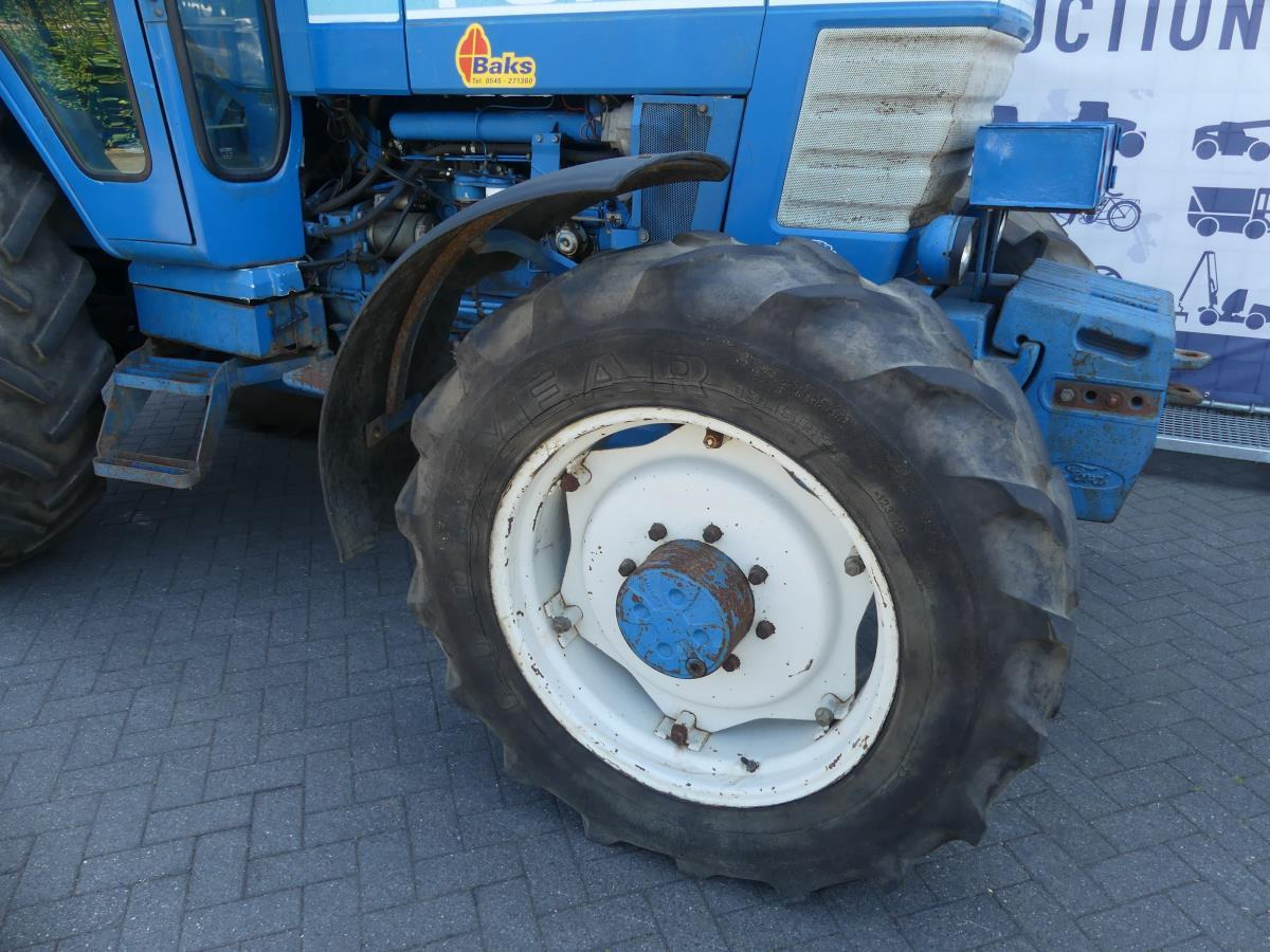 Farm tractor Ford 8210