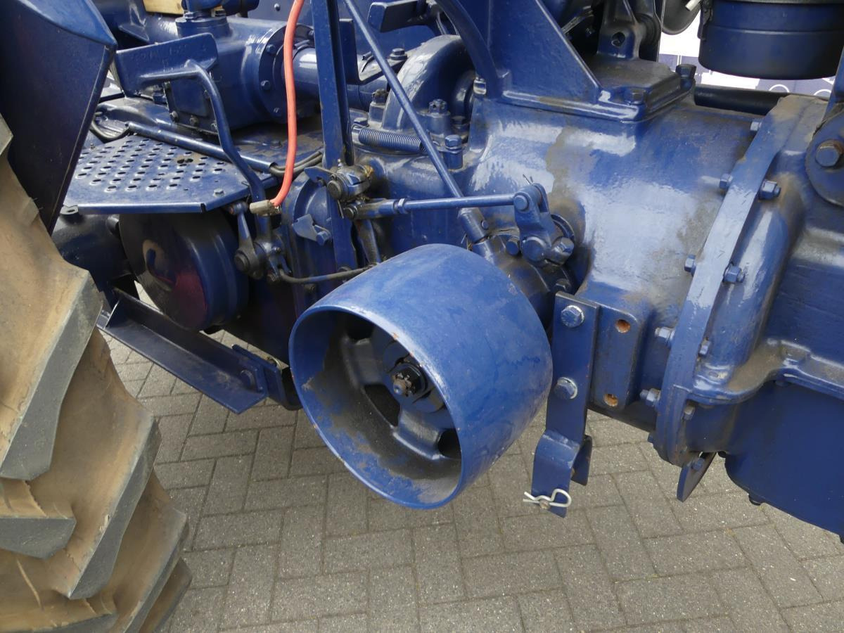 Farm tractor Fordson 27N