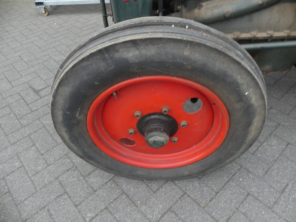 Farm tractor Fordson F