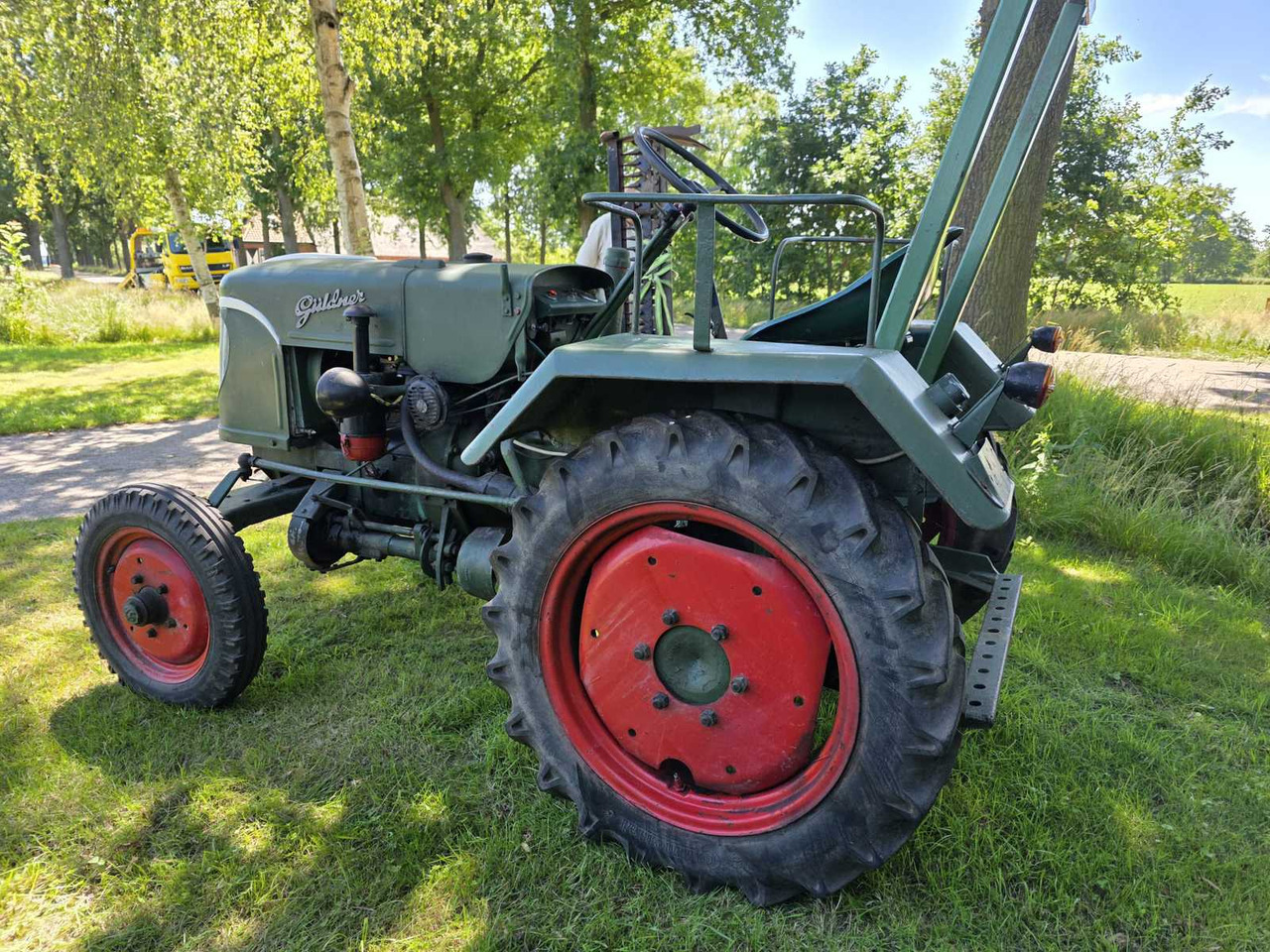 Farm tractor Guldner AZK8K