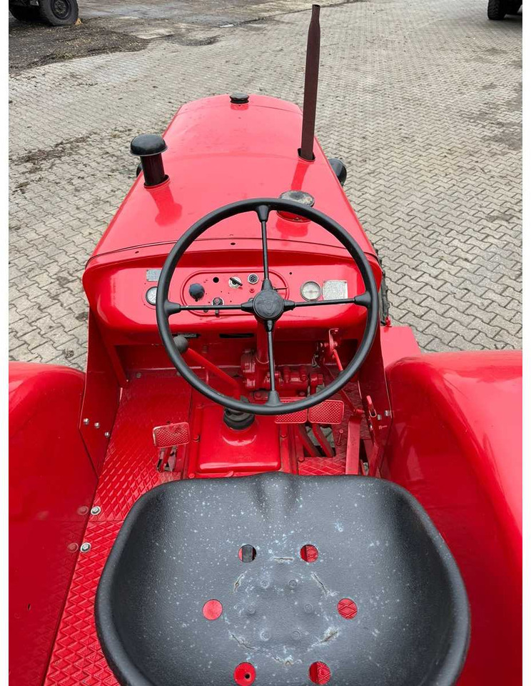 Farm tractor Hanomag R545