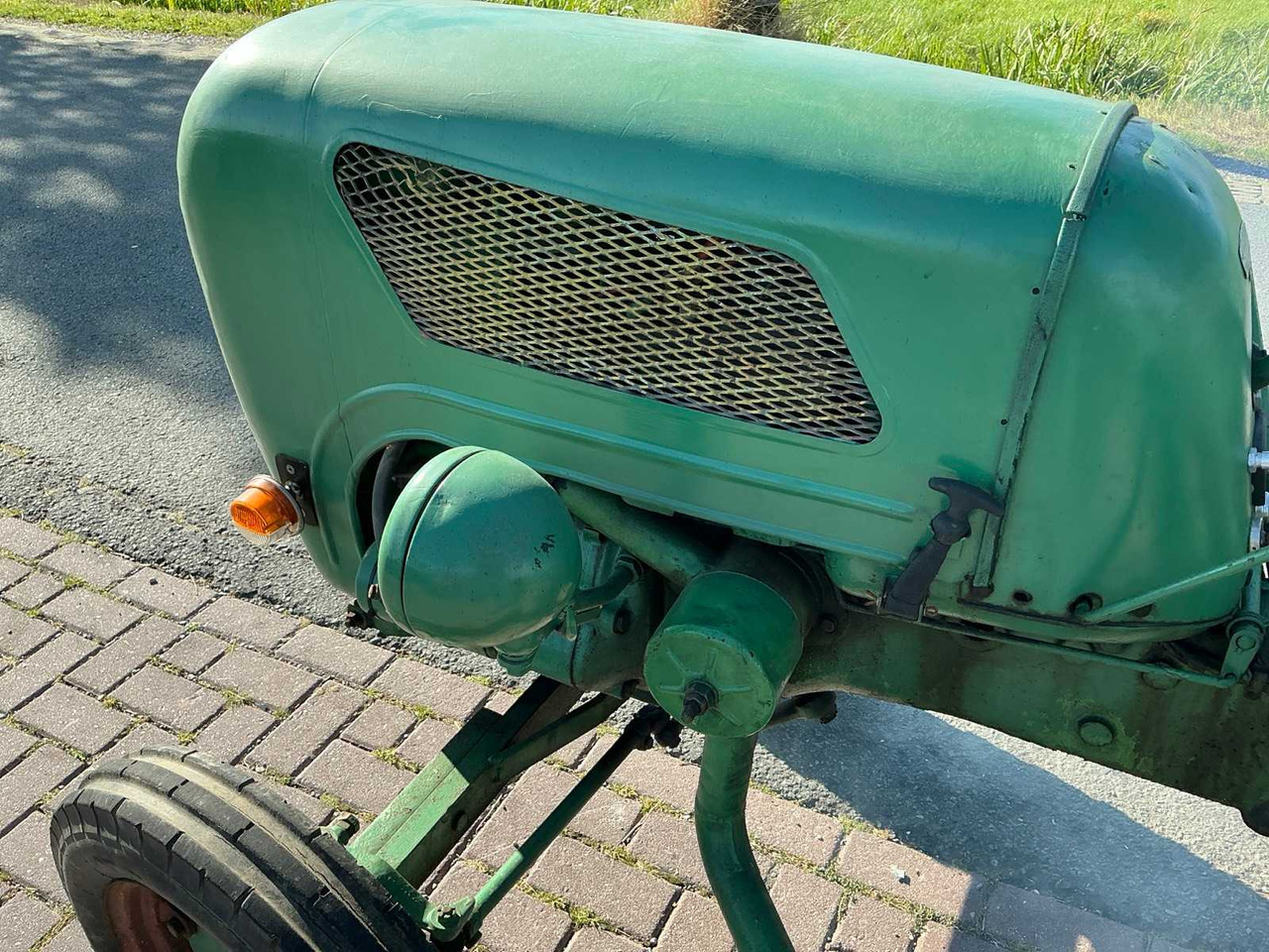 Farm tractor Holder B12