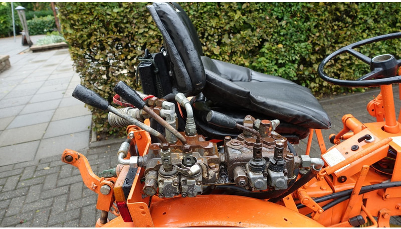 Farm tractor Holder P60
