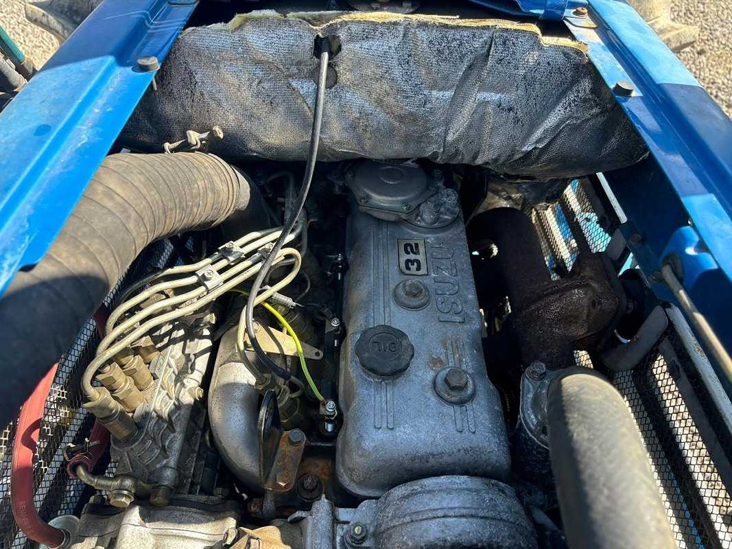 Farm tractor ISEKI 4-WHEEL DRIVE TRACTOR