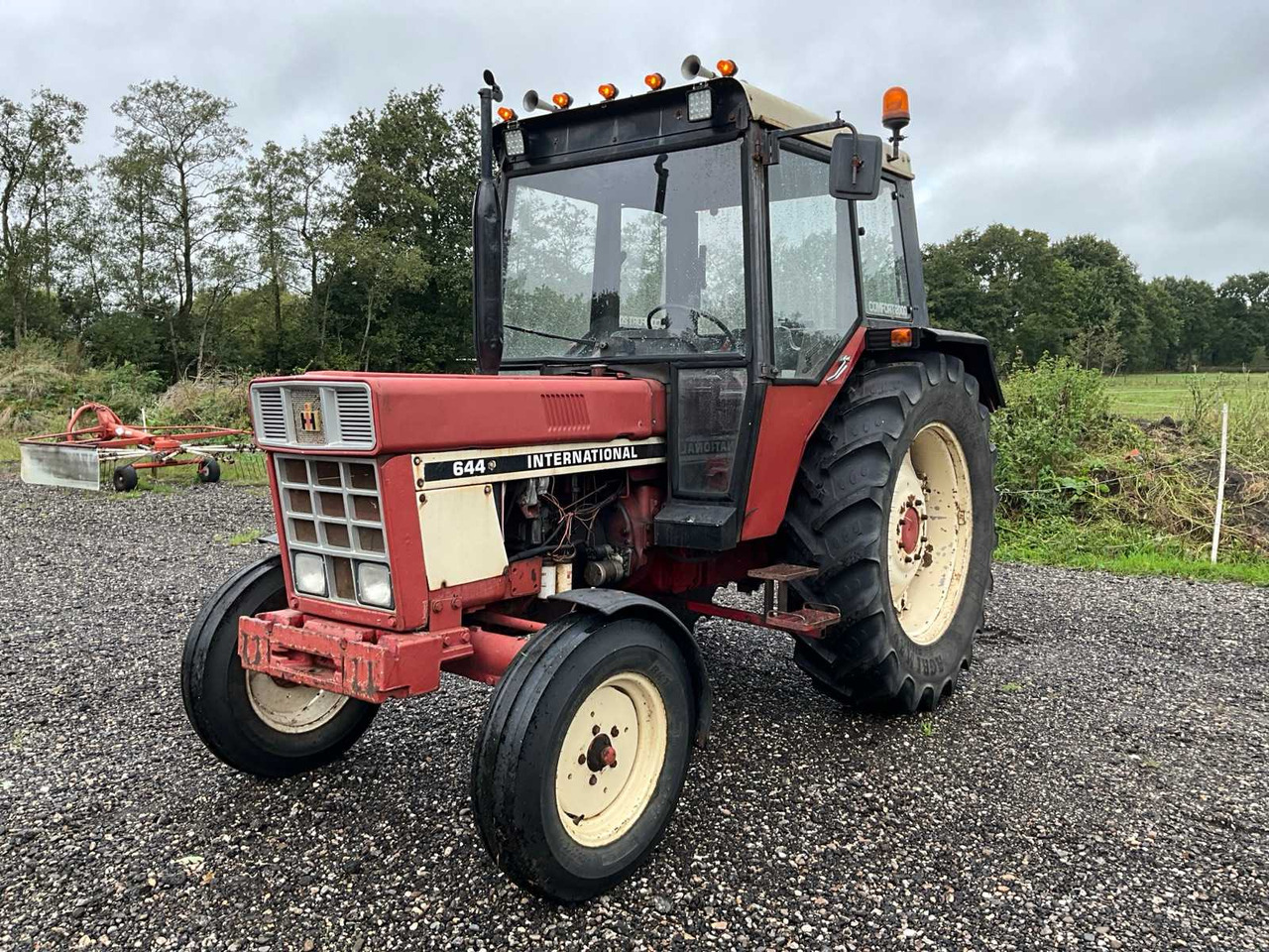 Farm tractor International 644
