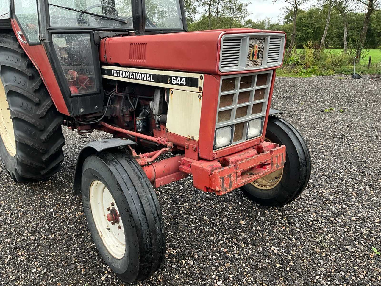 Farm tractor International 644