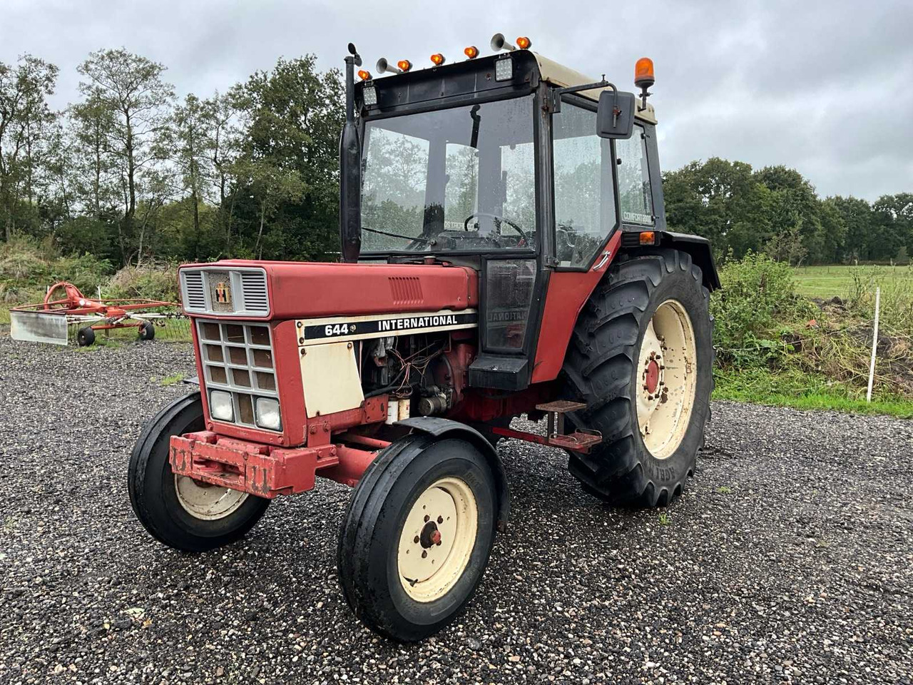 Farm tractor International 644