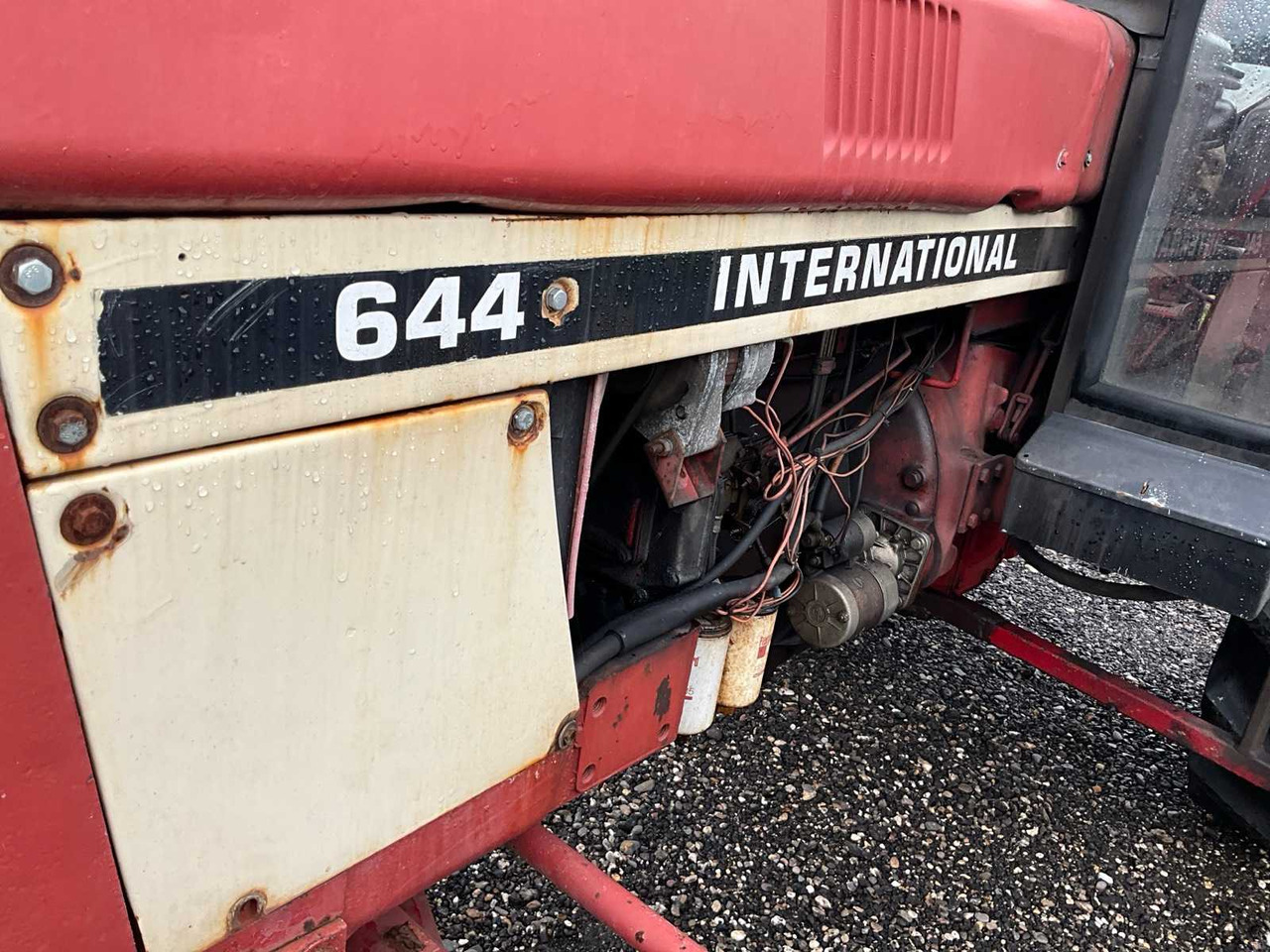 Farm tractor International 644