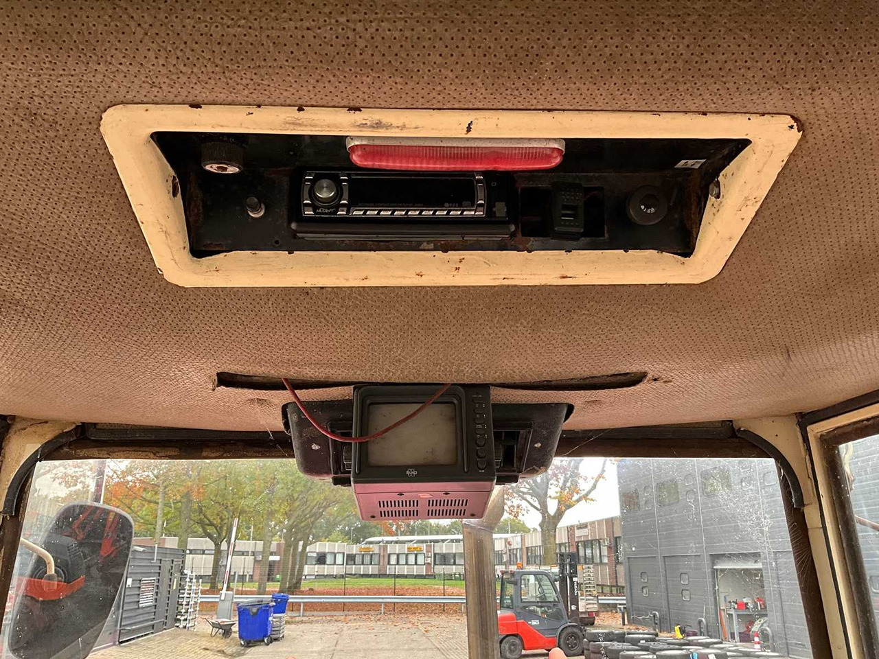 Farm tractor International 844AS