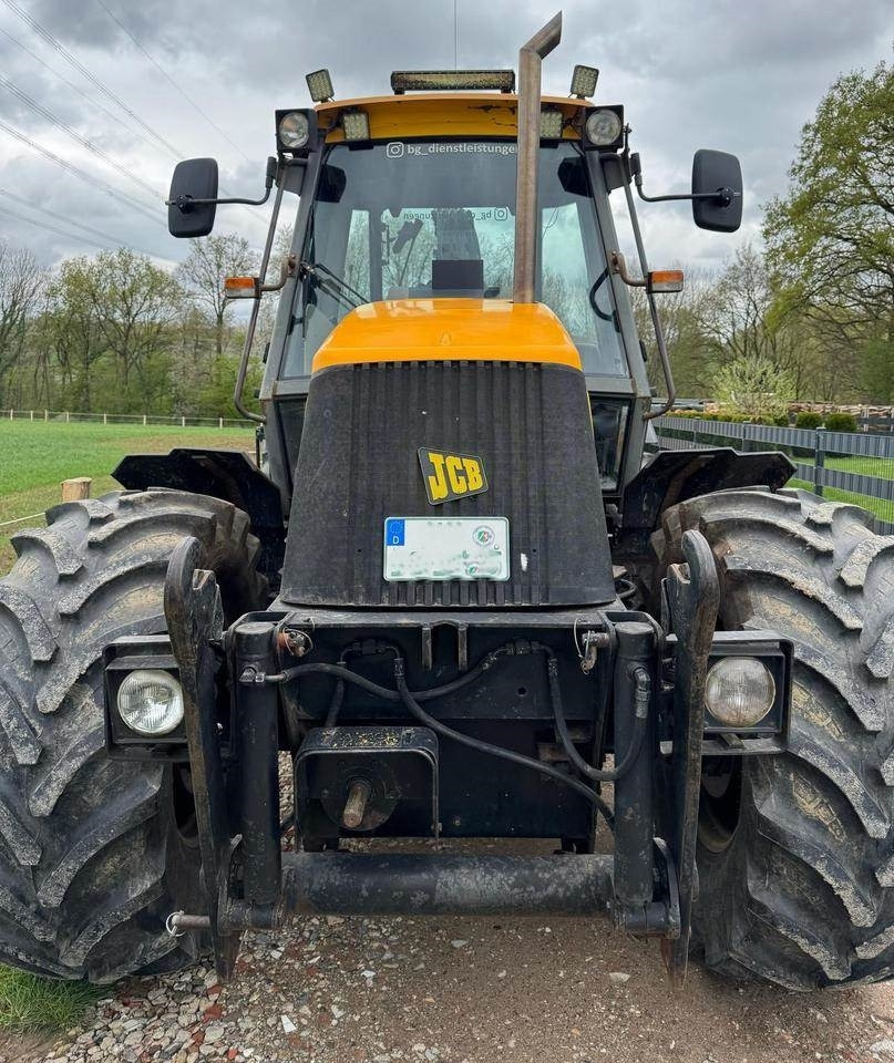 Farm tractor JCB Fastrac 1115