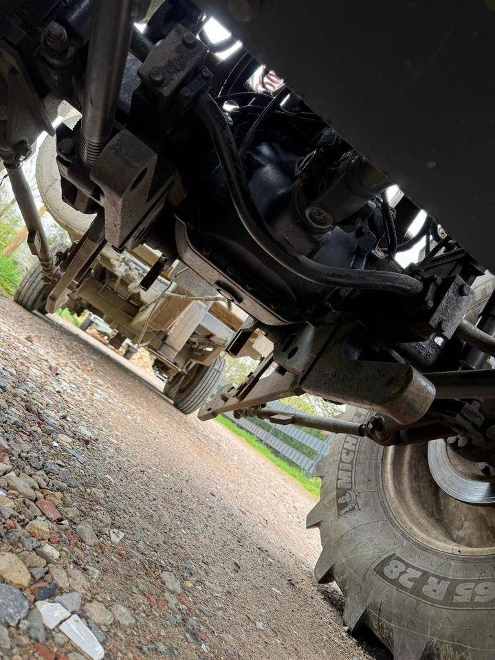 Farm tractor JCB Fastrac 1115