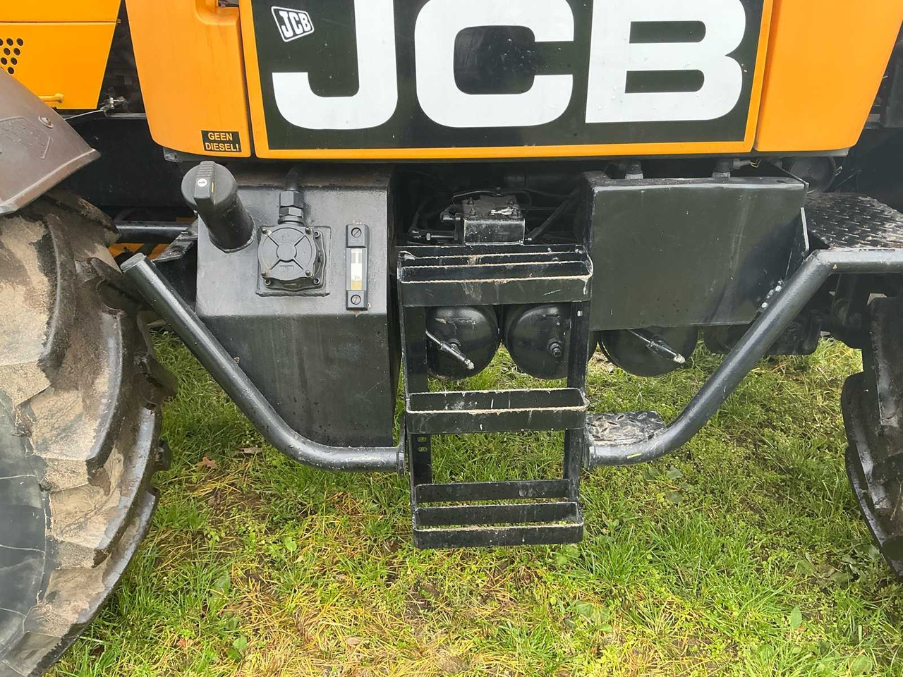 Farm tractor JCB Fastrac 145 TURBO