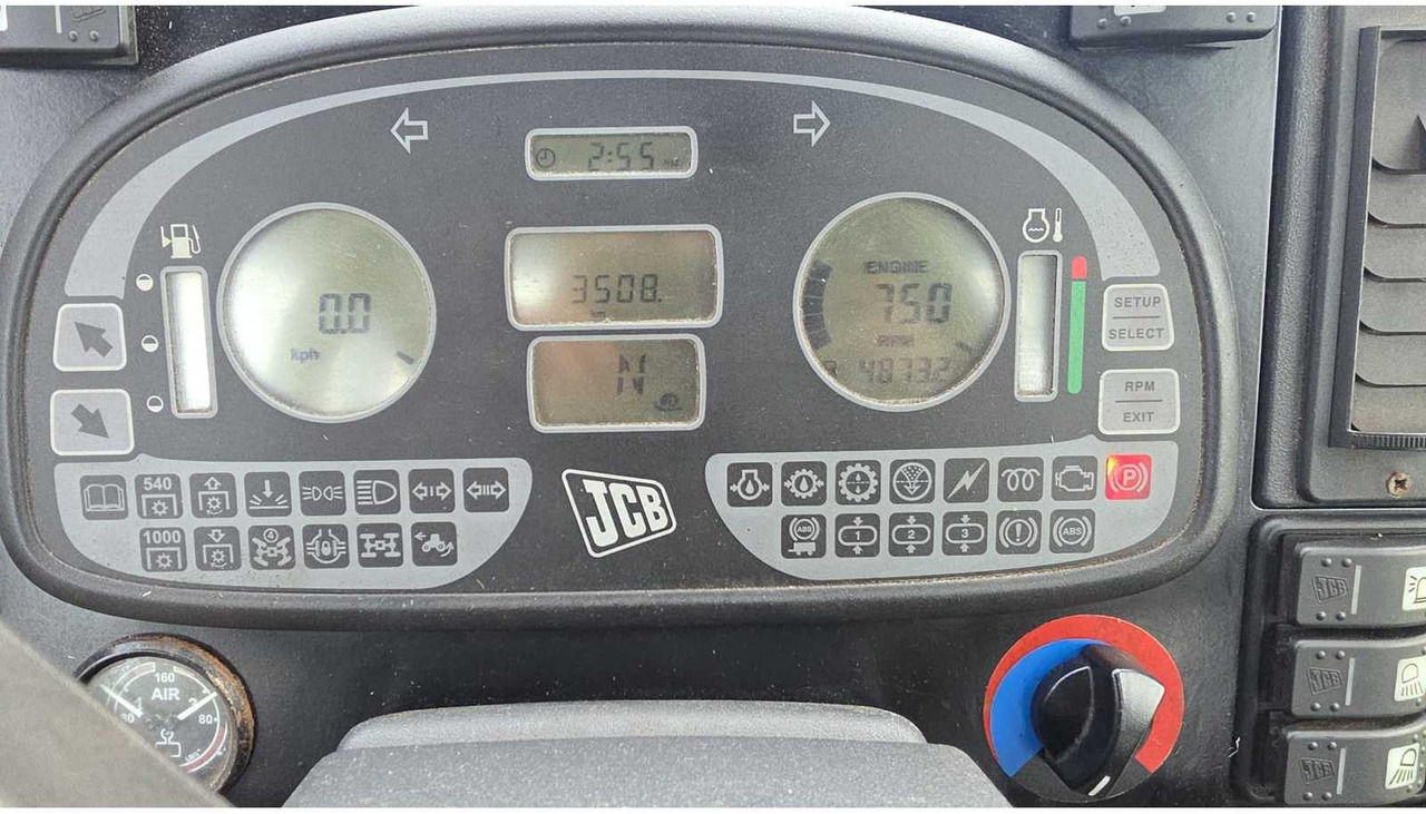 Farm tractor JCB Fastrac 2140 HMV