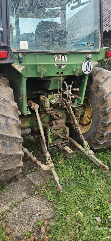 Farm tractor JOHN DEERE 4430