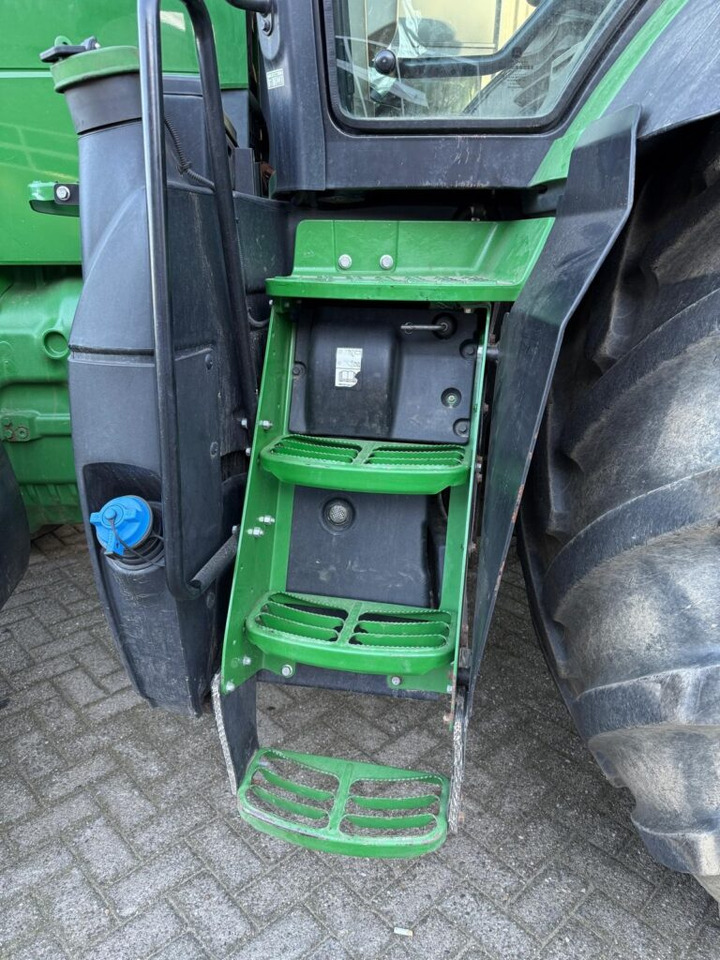 Farm tractor JOHN DEERE 8345 ultimate edition