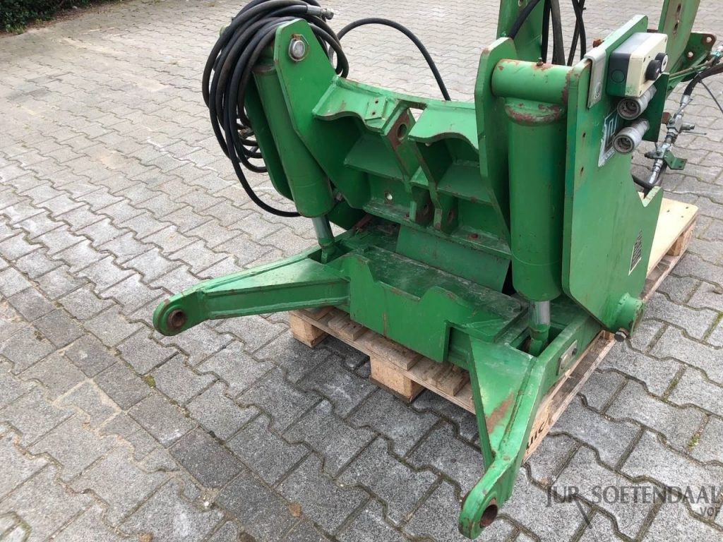 Farm tractor JOHN DEERE frontlinkage
