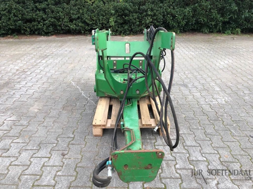 Farm tractor JOHN DEERE frontlinkage