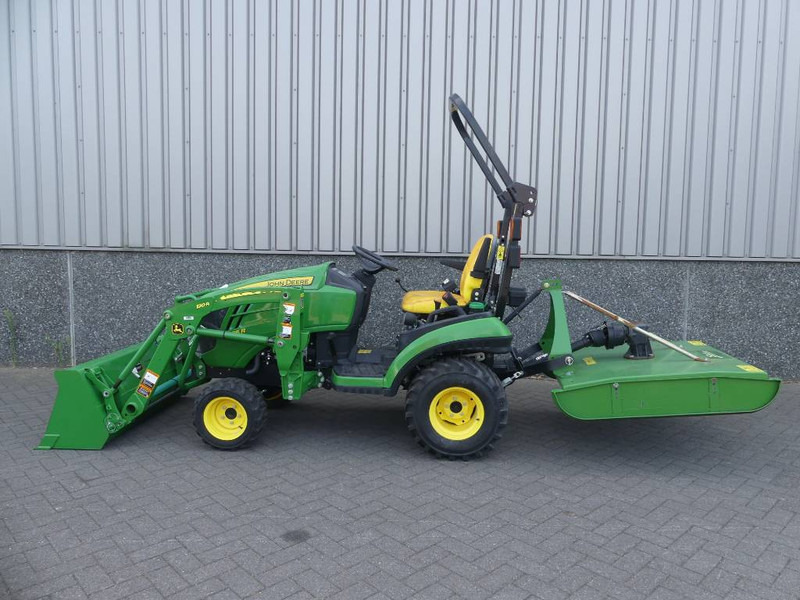 Farm tractor John Deere 1025 R