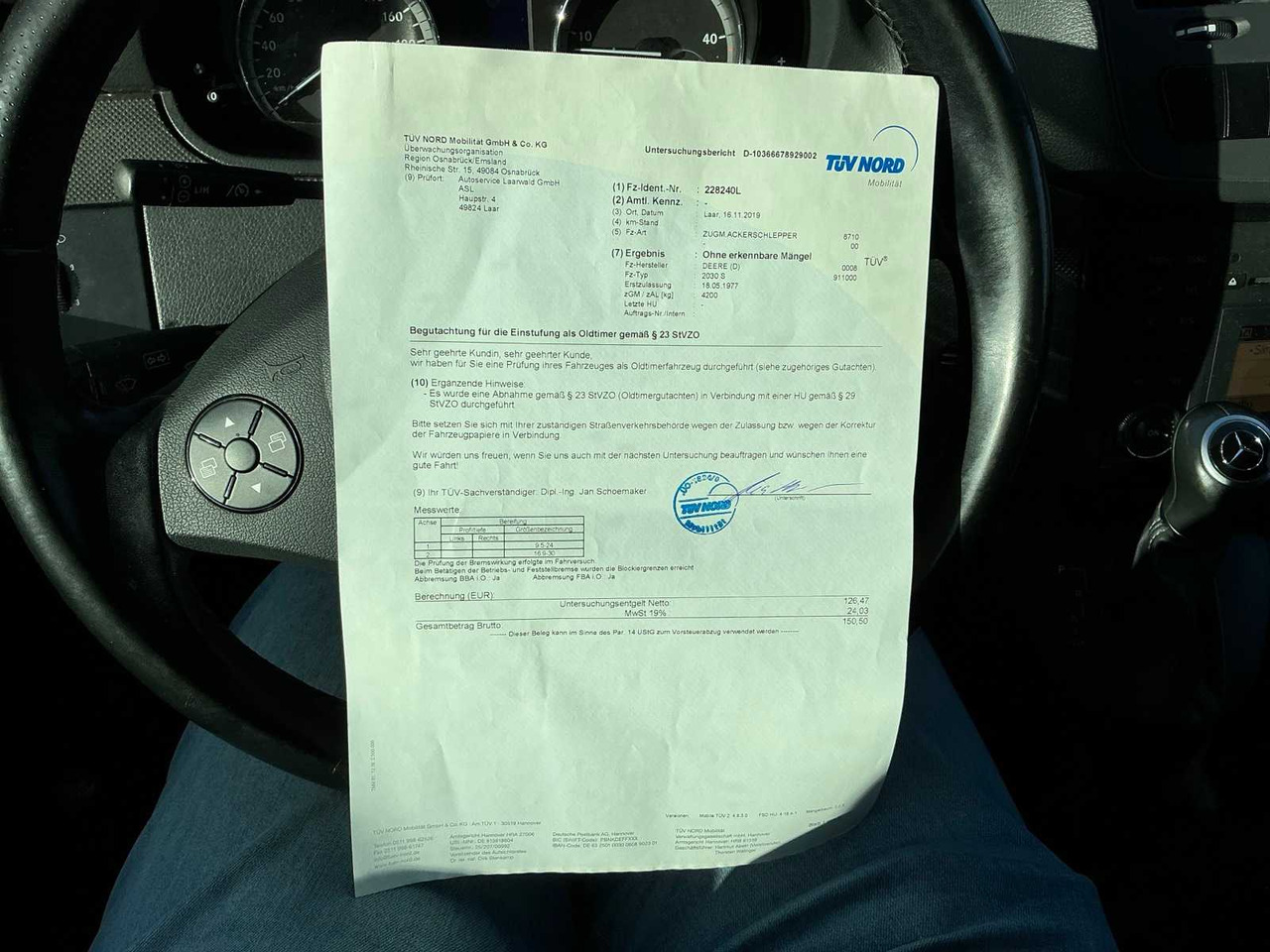 Farm tractor John Deere 2030S