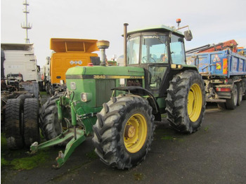 Farm tractor John Deere 3640