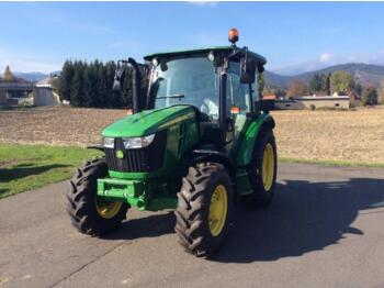 Farm tractor John Deere 5058 e