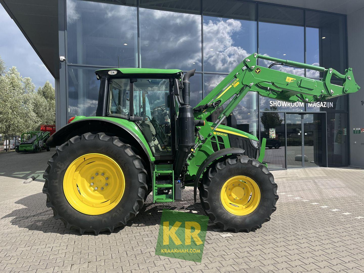 Farm tractor John Deere 6100M