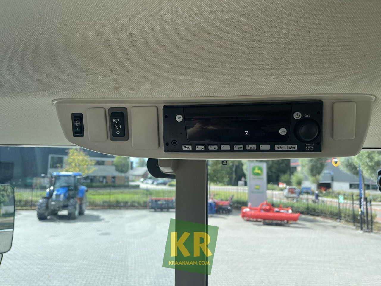 Farm tractor John Deere 6100M