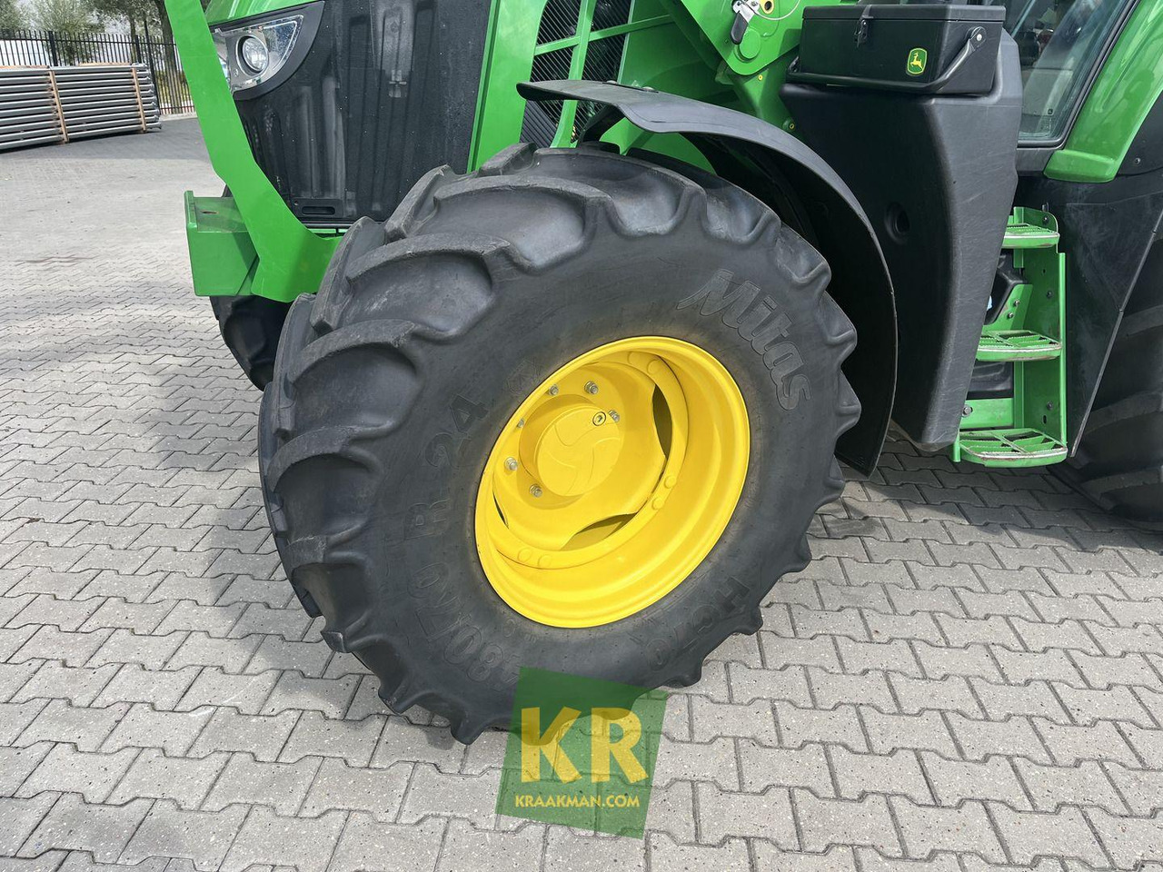 Farm tractor John Deere 6100M