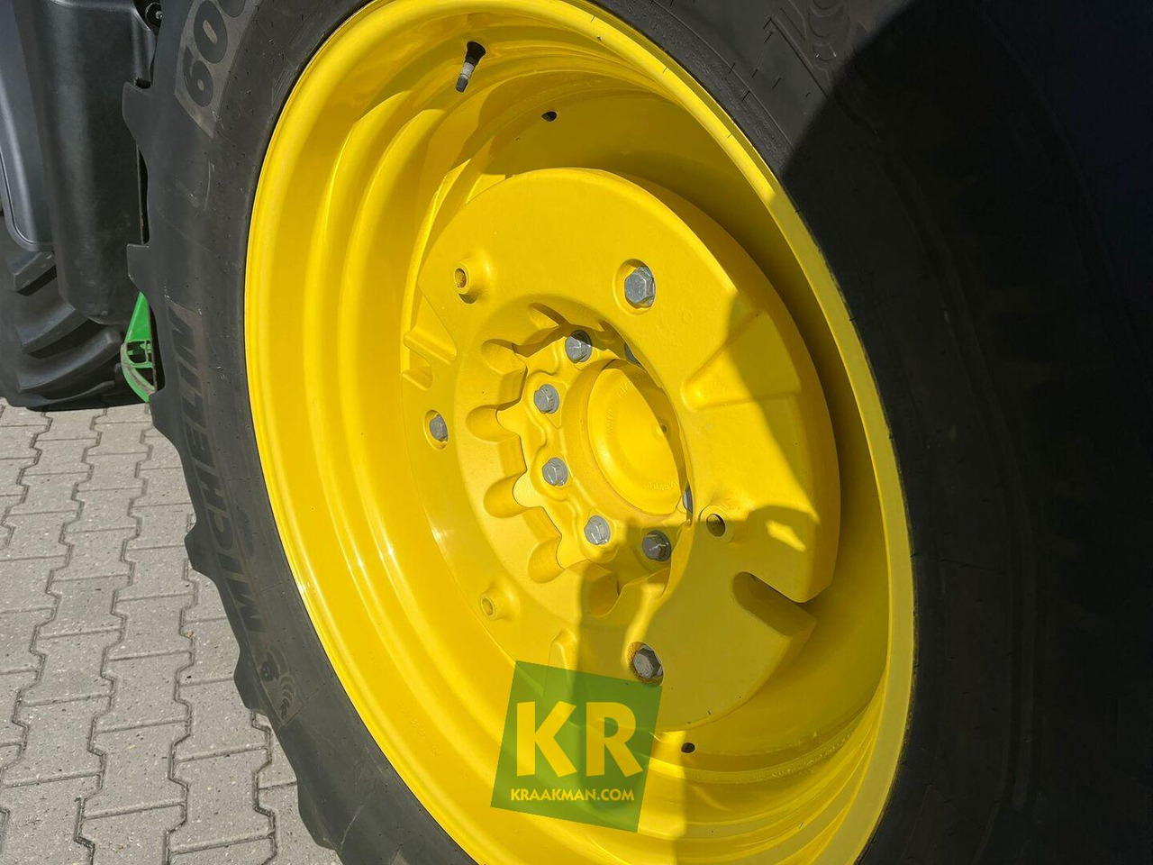 Farm tractor John Deere 6120M