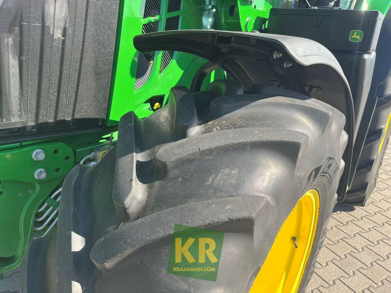 Farm tractor John Deere 6120M